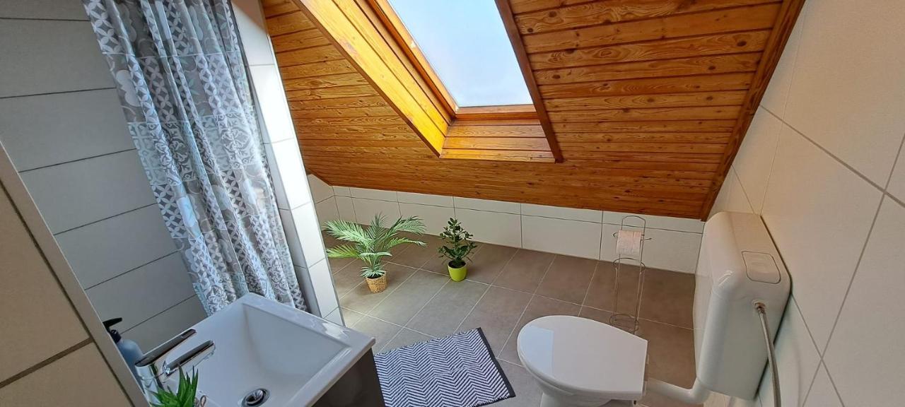 Babi Apartmanhaz Gyenesdiás Zewnętrze zdjęcie