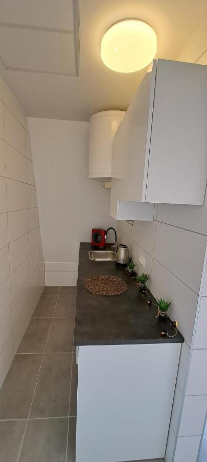 Babi Apartmanhaz Gyenesdiás Zewnętrze zdjęcie