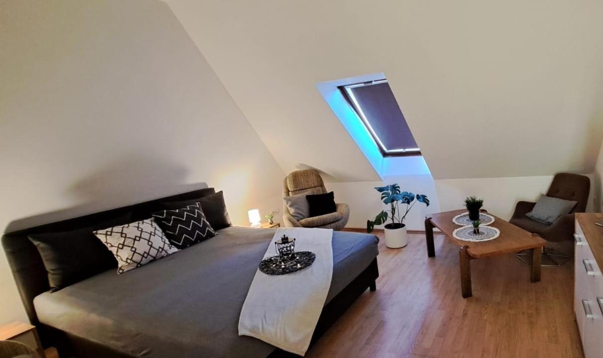 Babi Apartmanhaz Gyenesdiás Zewnętrze zdjęcie